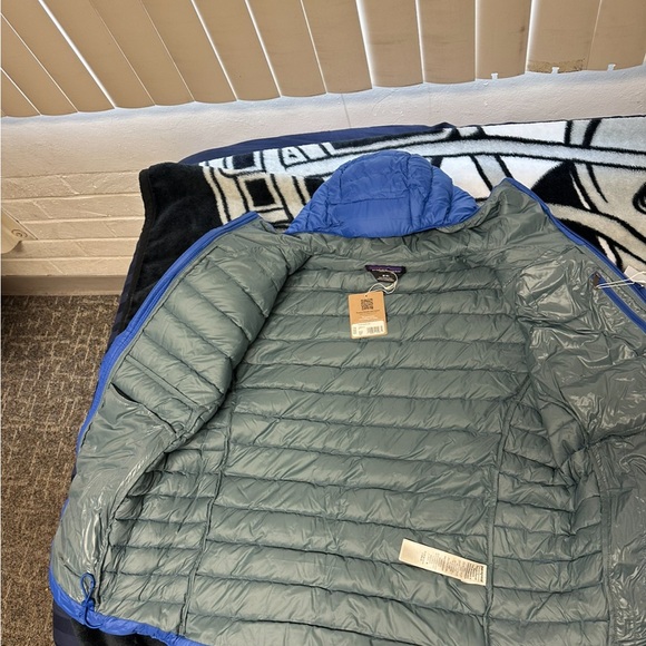 Men's Down Sweater™ Hoody - size: MED, color: Passage Blue, Brand New - Picture 8 of 8